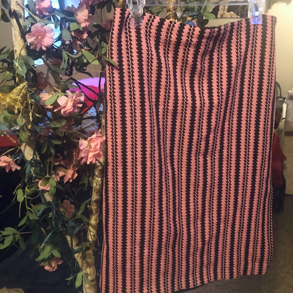 100% wool sexy j crew skirt size 8 pink heaven with side slit
